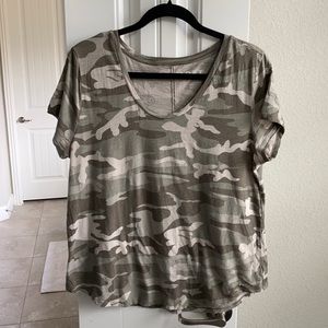 Loft • vintage soft camo tee, size L